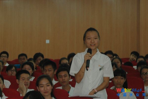 清華大學環境學院副院長左劍惡教授回母校講學