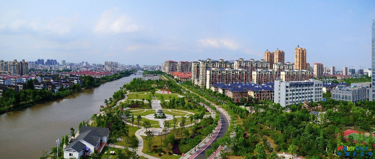 圖為靖江市十圩港景觀帶。